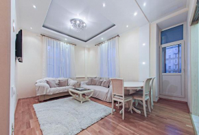 Arbat 4 Bedrooms Premium Apartments, Moscow